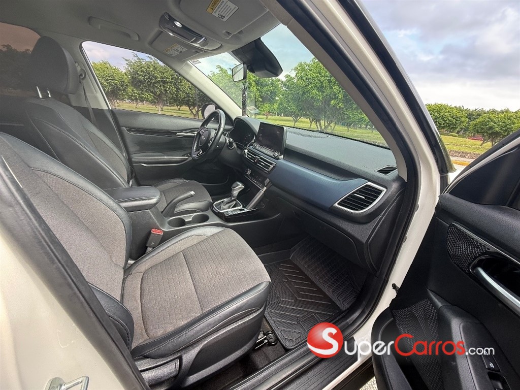 2022 Kia Seltos S — foto 10 / 12