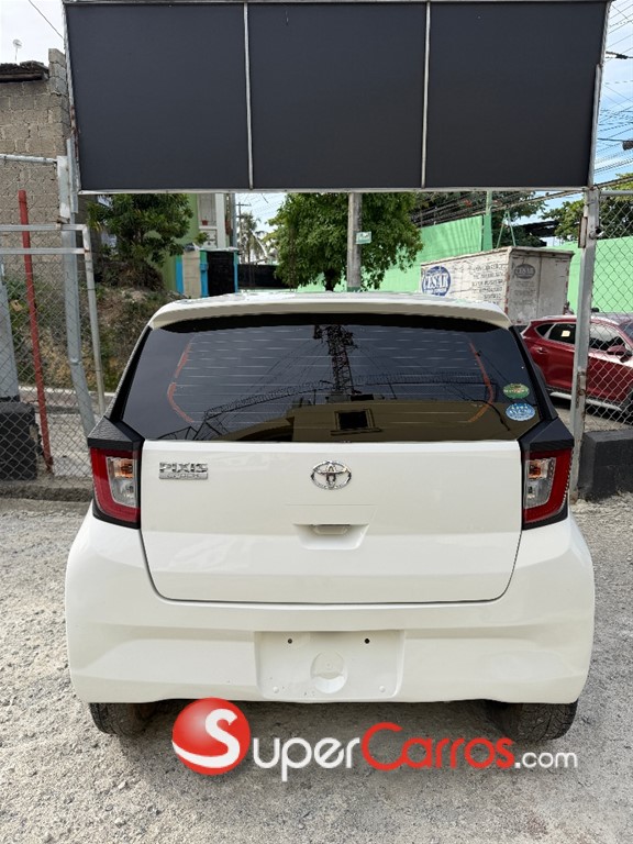 2019 Toyota Pixis — foto 5 / 9