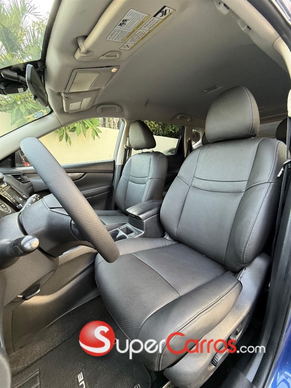 2020 Nissan Rogue — foto 9 / 12