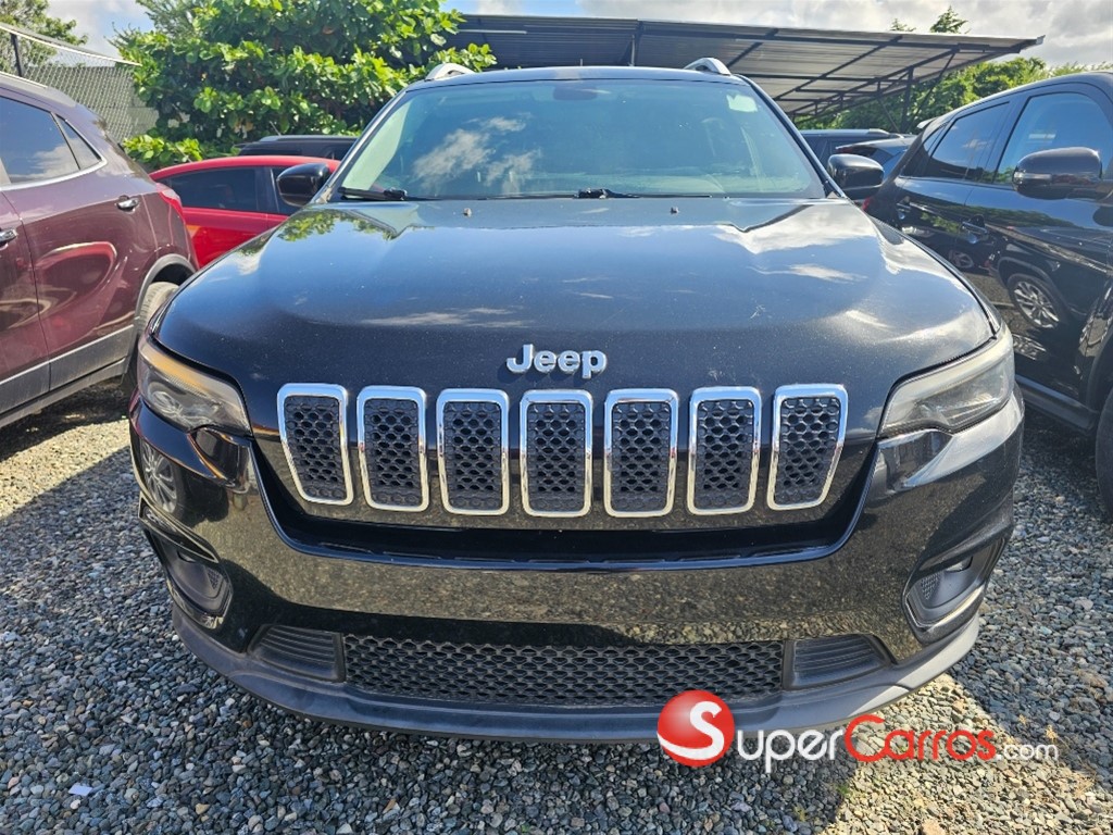 2020 Jeep Cherokee Latitude — foto 4 / 6