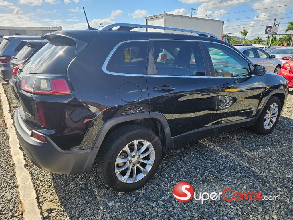 2020 Jeep Cherokee Latitude — foto 5 / 6