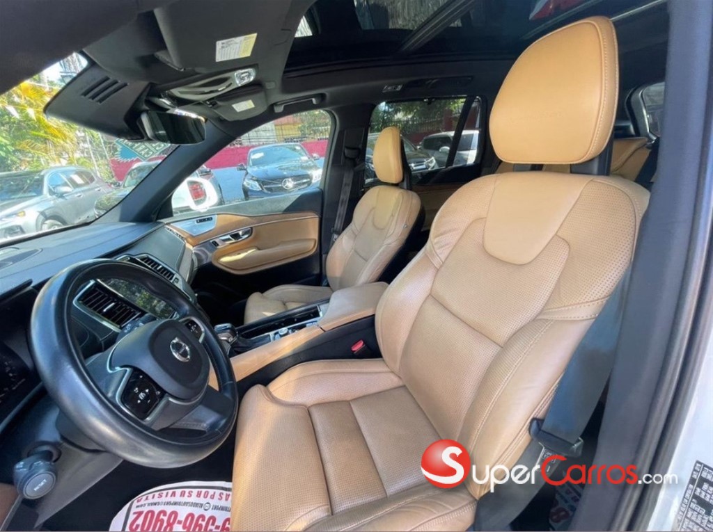 2017 Volvo XC90 Inscription T6 — foto 7 / 10