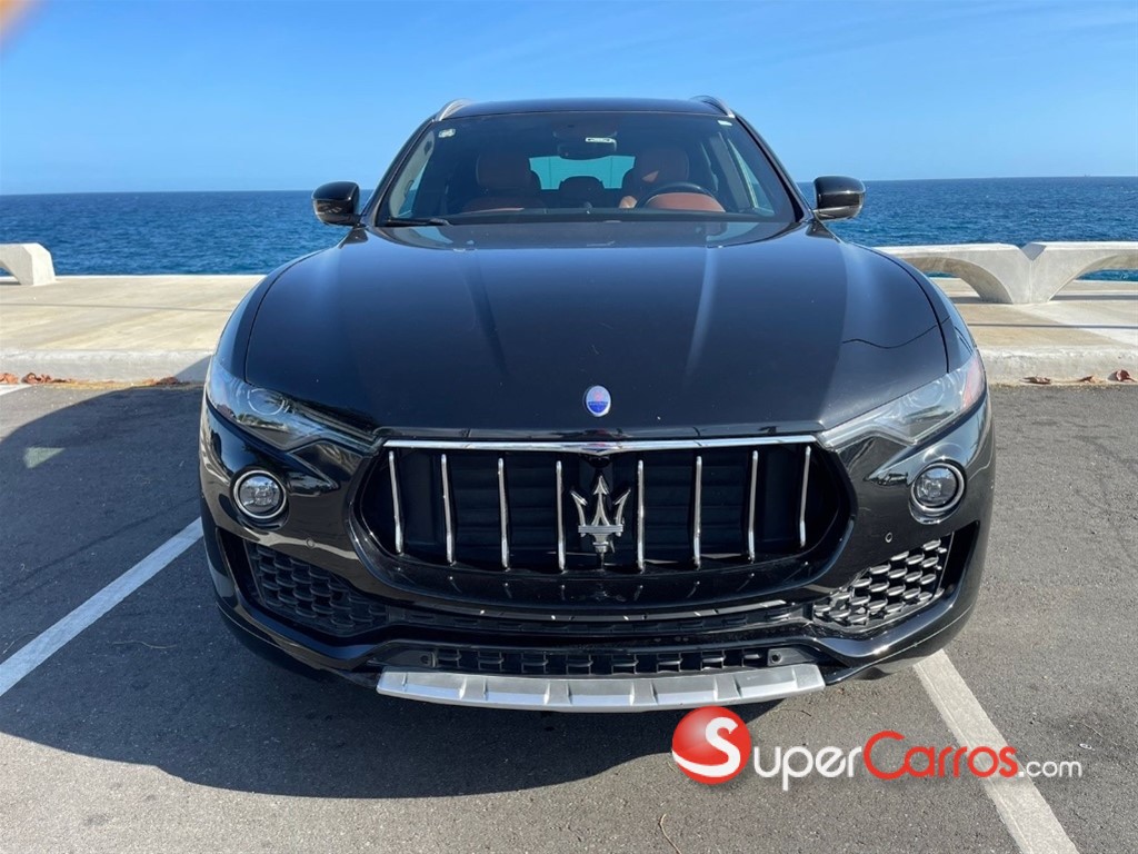 2017 Maserati Levante — foto 3 / 12