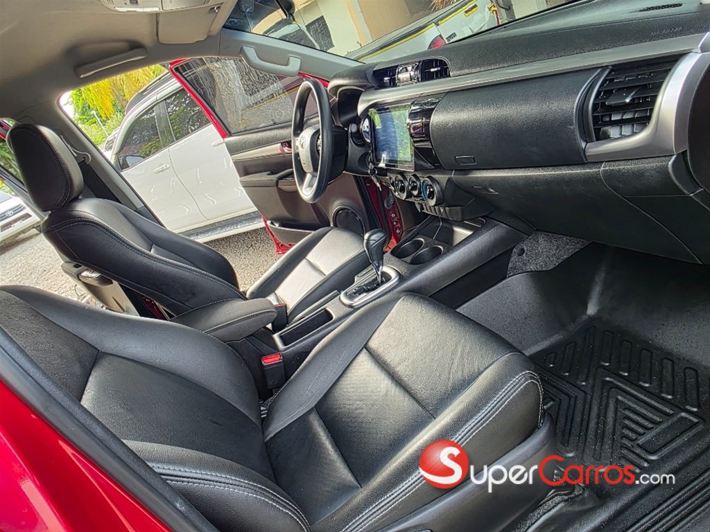 2023 Toyota Hilux 2.4 — foto 9 / 12
