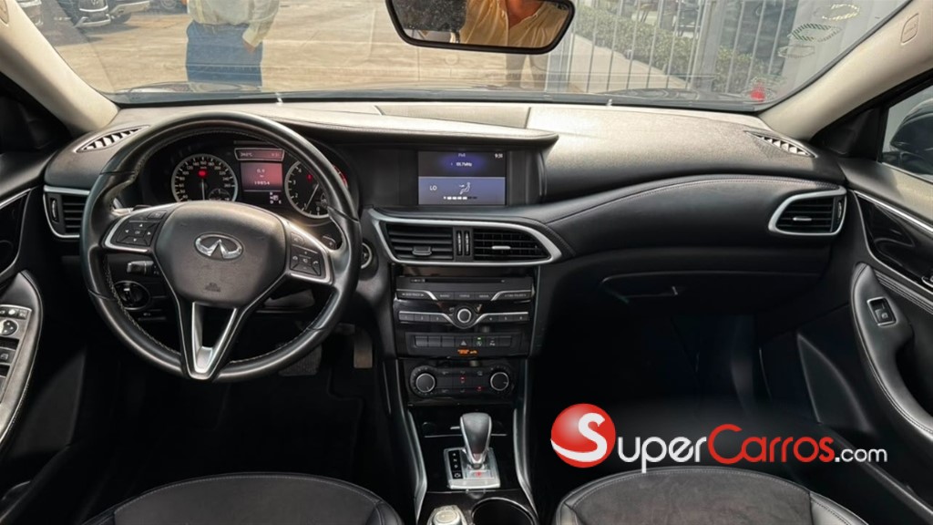 2018 Infiniti QX-30 — foto 7 / 7