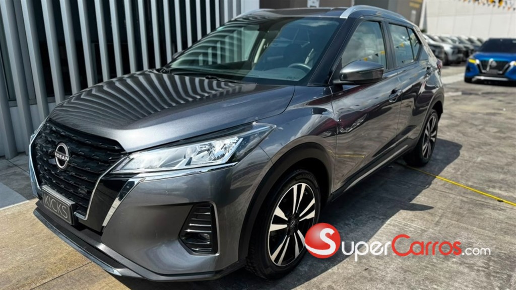 2023 Nissan Kicks Advance