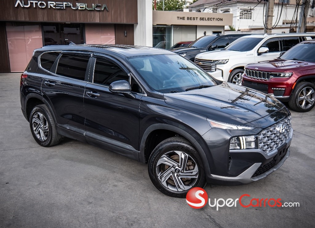 2021 Hyundai Santa Fe SE — foto 2 / 9