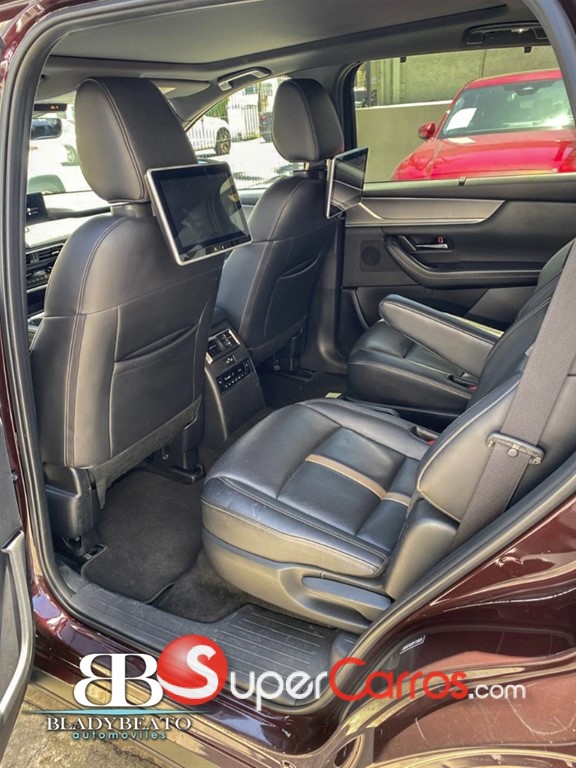 2024 Mazda CX-90 Hybrid Premium AWD — foto 8 / 12