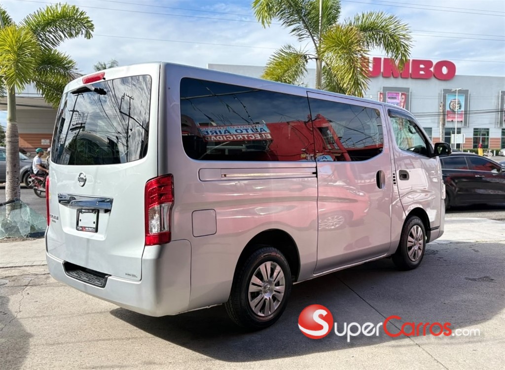 2021 Nissan NV 350 — foto 4 / 10