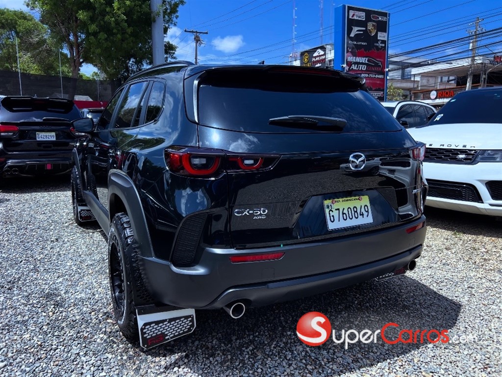 2024 Mazda CX-50 Premium — foto 8 / 12