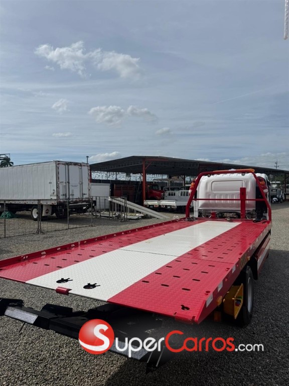 2018 Isuzu NRR Grua — foto 2 / 7