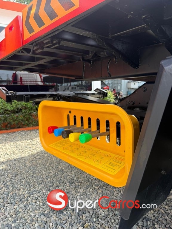 2018 Isuzu NRR Grua — foto 4 / 7