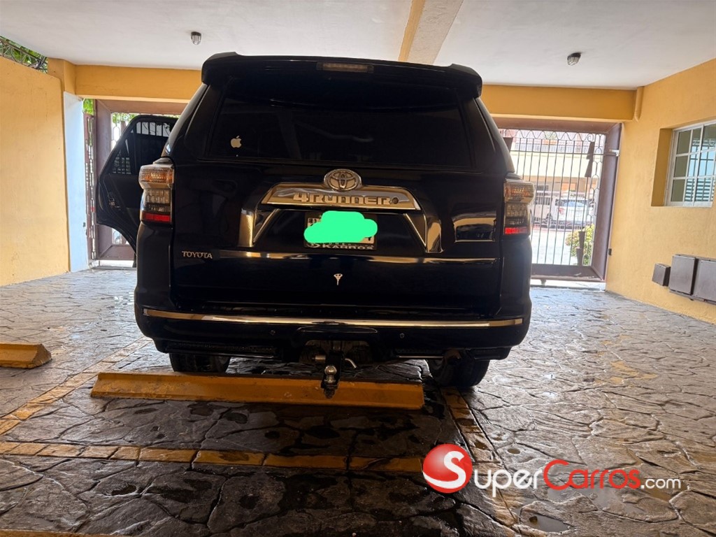 2022 Toyota 4 Runner Limited — foto 6 / 11