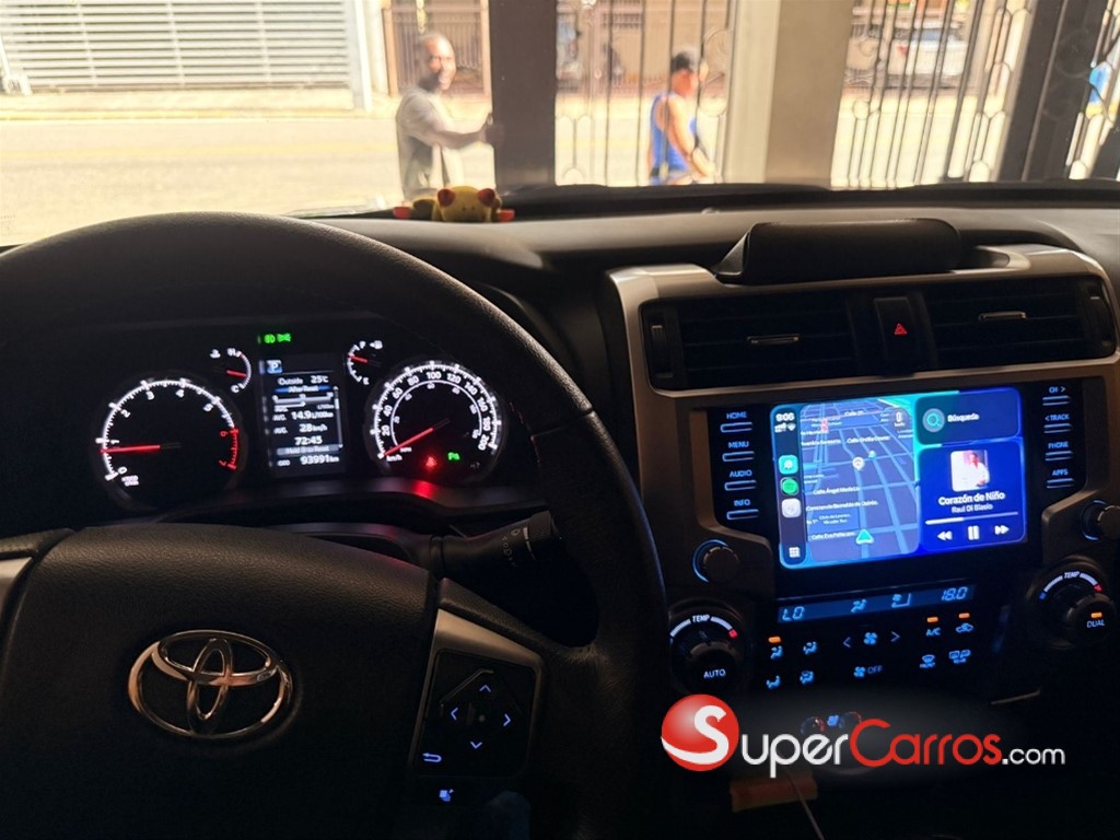 2022 Toyota 4 Runner Limited — foto 9 / 11