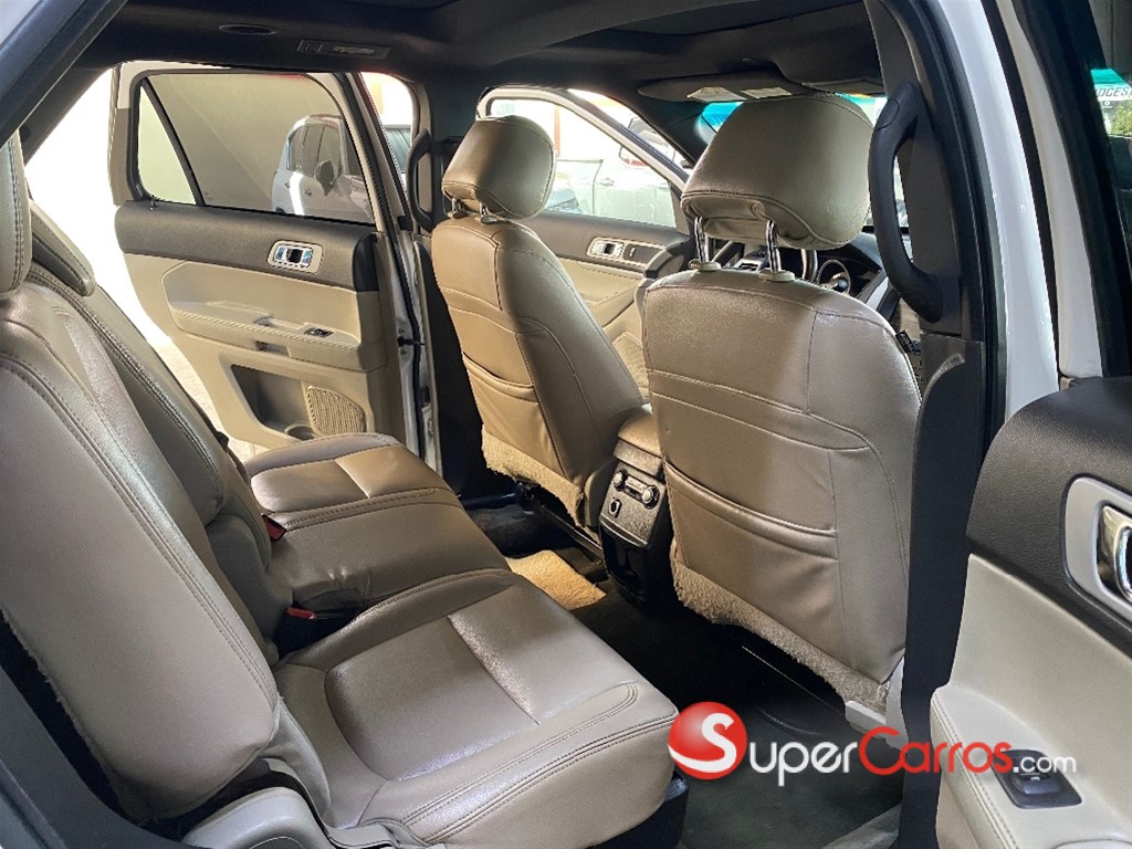 2011 Ford Explorer XLT — foto 5 / 12