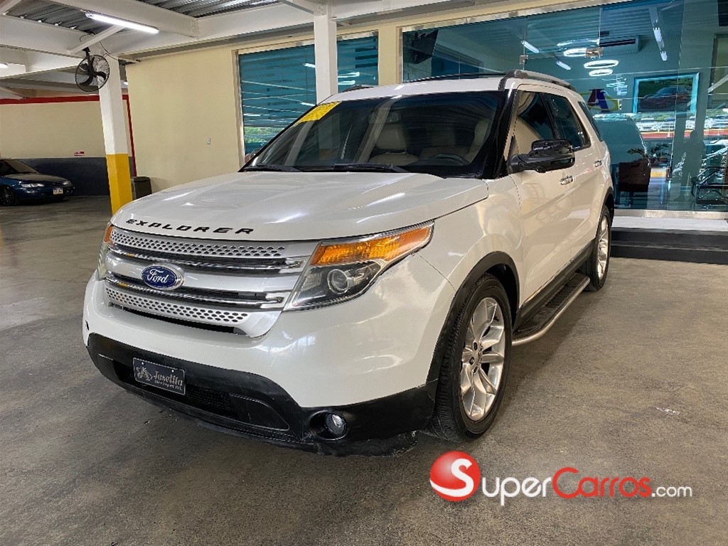 2011 Ford Explorer XLT — foto 9 / 12