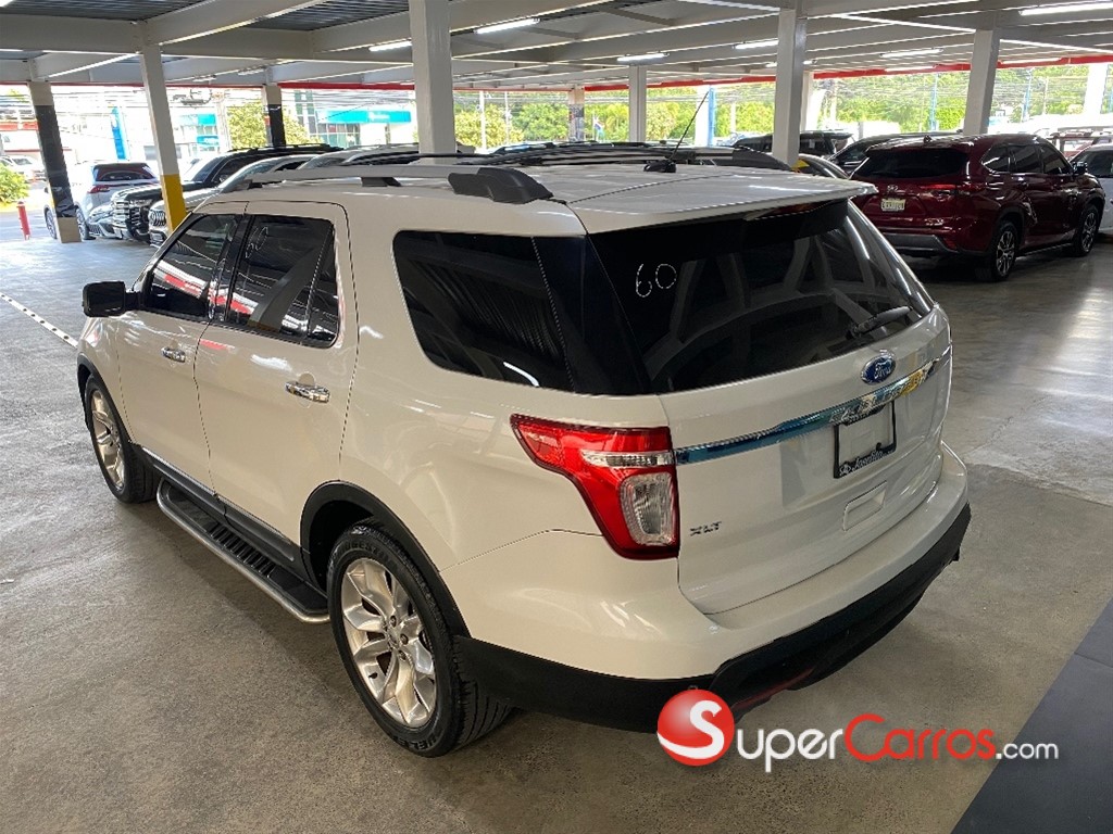 2011 Ford Explorer XLT — foto 10 / 12