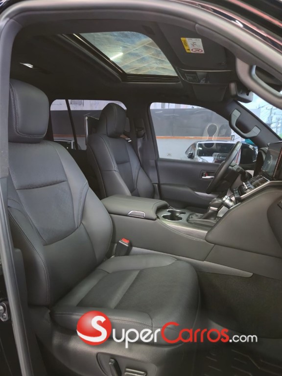 2023 Toyota Land Cruiser 300 VX-R — foto 12 / 12