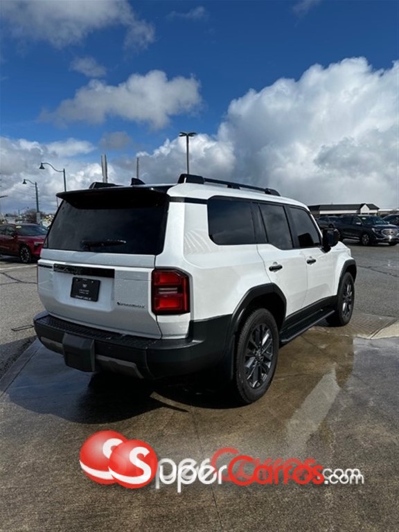 2024 Toyota Land Cruiser Prado — foto 8 / 11