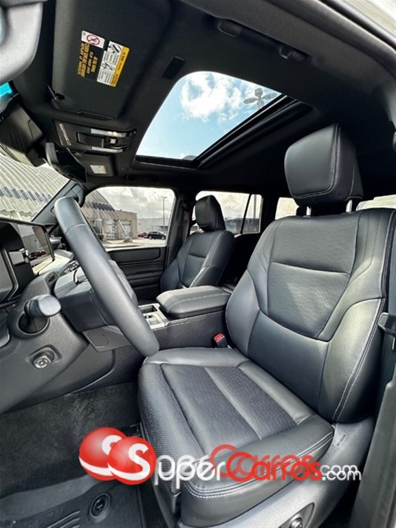2024 Toyota Land Cruiser Prado — foto 9 / 11
