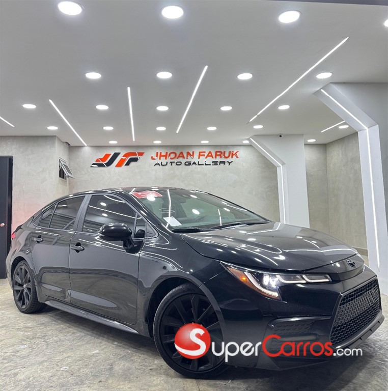 2021 Toyota Corolla SE — foto 3 / 9