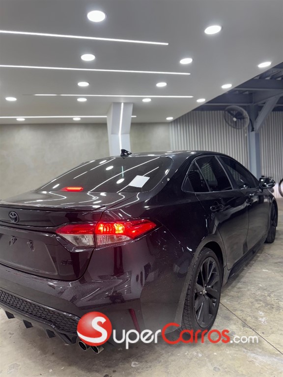 2021 Toyota Corolla SE — foto 5 / 9