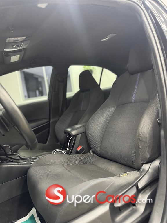 2021 Toyota Corolla SE — foto 6 / 9