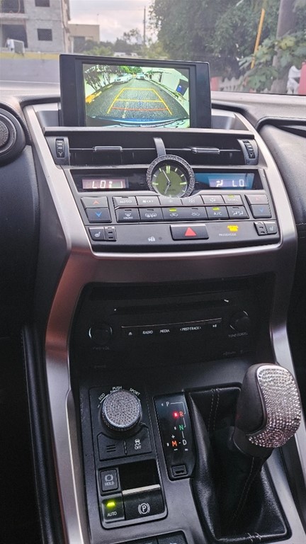 2016 Lexus NX 200T — foto 9 / 12