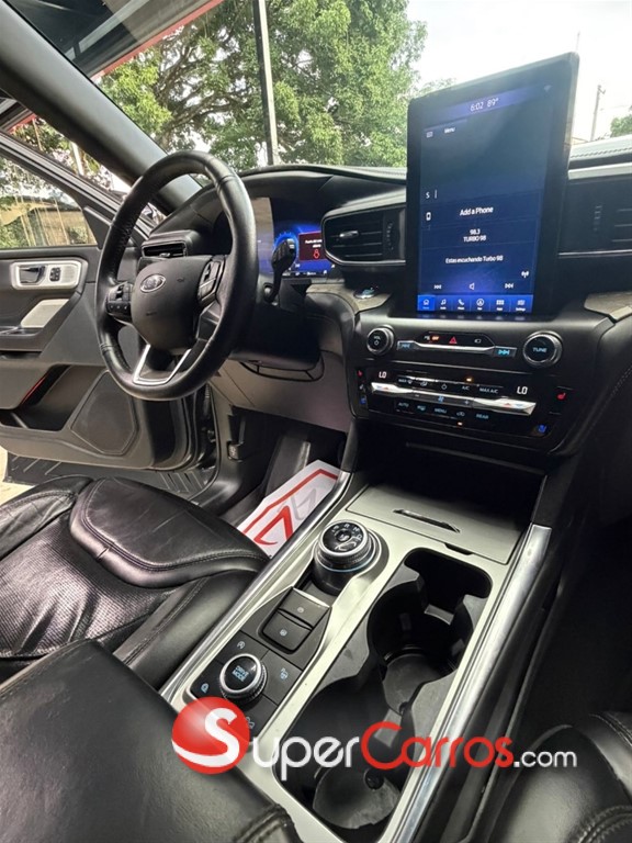 2020 Ford Explorer Platinum — foto 4 / 10