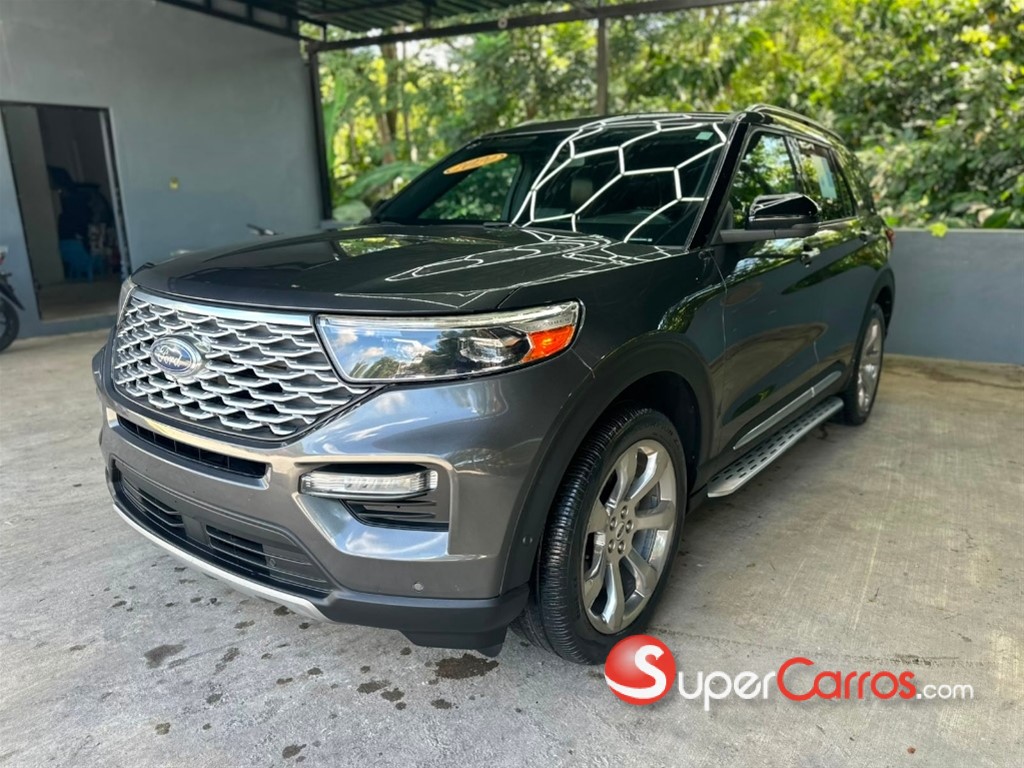 2020 Ford Explorer Platinum — foto 6 / 10