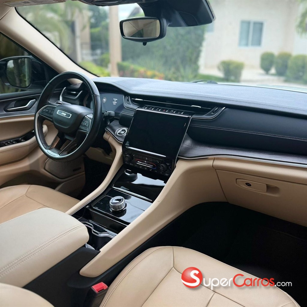 2022 Jeep Grand Cherokee Limited — foto 7 / 8
