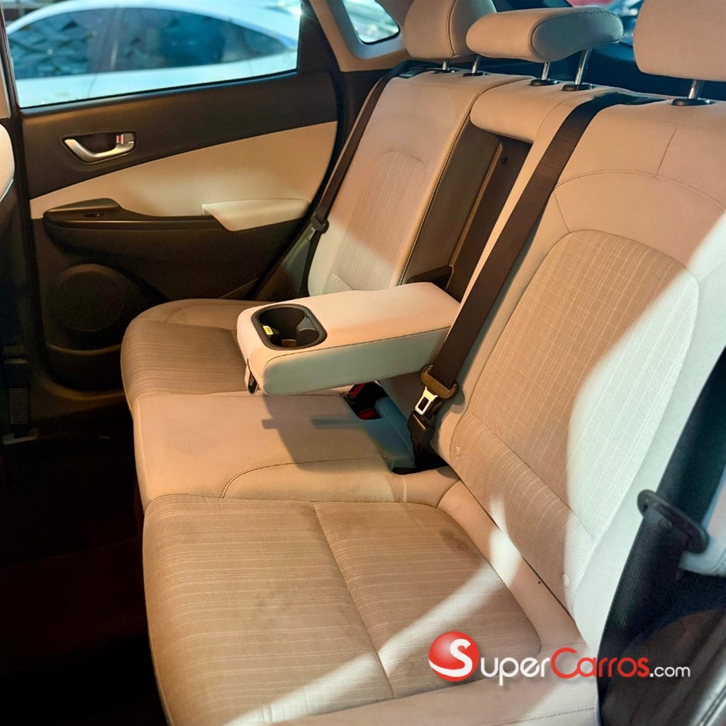 2023 Hyundai KONA SEL — foto 6 / 11