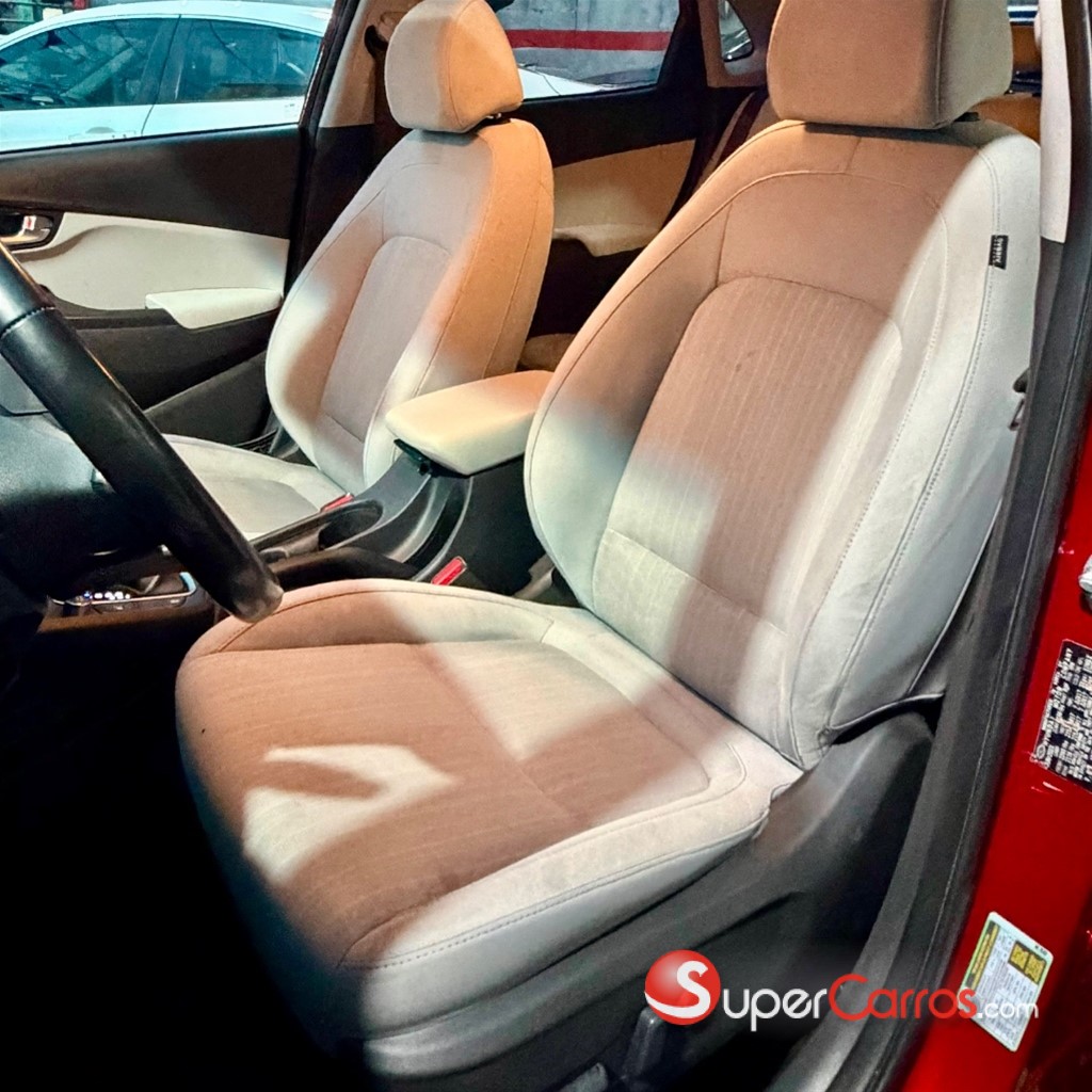 2023 Hyundai KONA SEL — foto 8 / 11