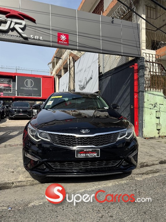 2020 Kia Optima LX — foto 2 / 10
