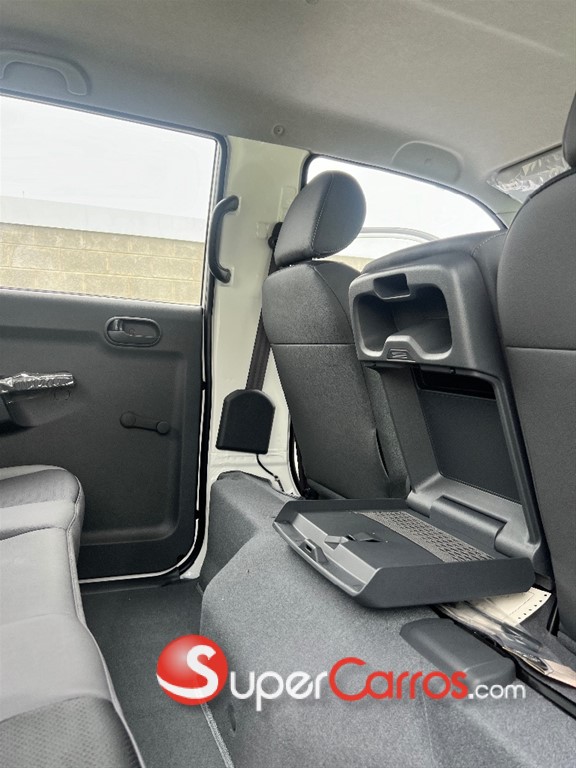 2027 Kia K-2700 — foto 7 / 12