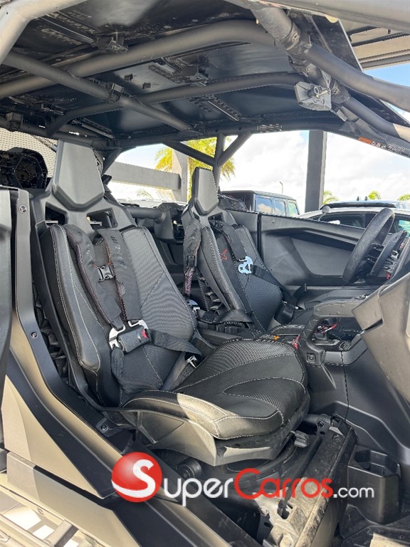 2025 Can Am Maverick R XRS — foto 4 / 10