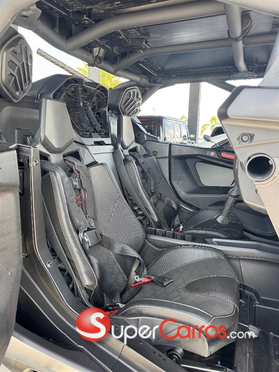 2025 Can Am Maverick R XRS — foto 6 / 10
