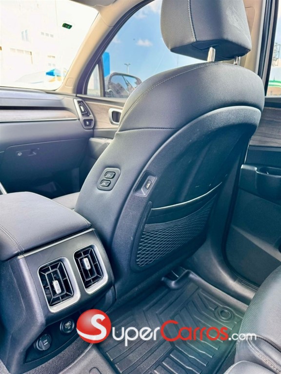 2023 Kia Sorento MQ4 Limited — foto 4 / 8