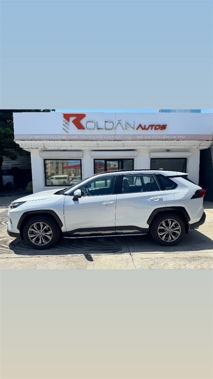 2026 Toyota RAV4 XLE Premium