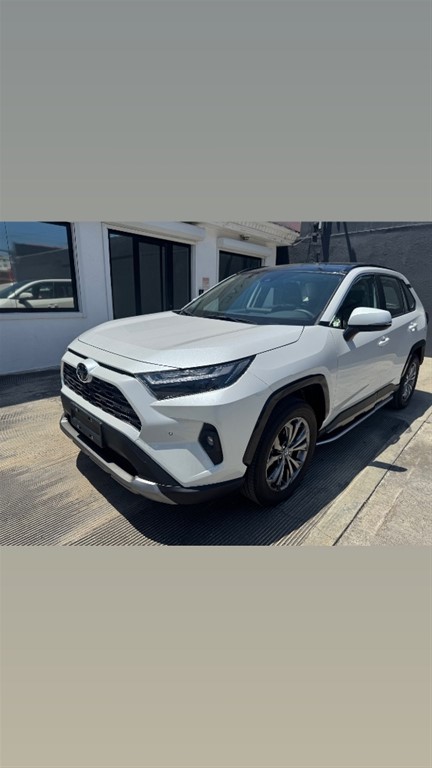 2026 Toyota RAV4 XLE Premium — foto 2 / 12