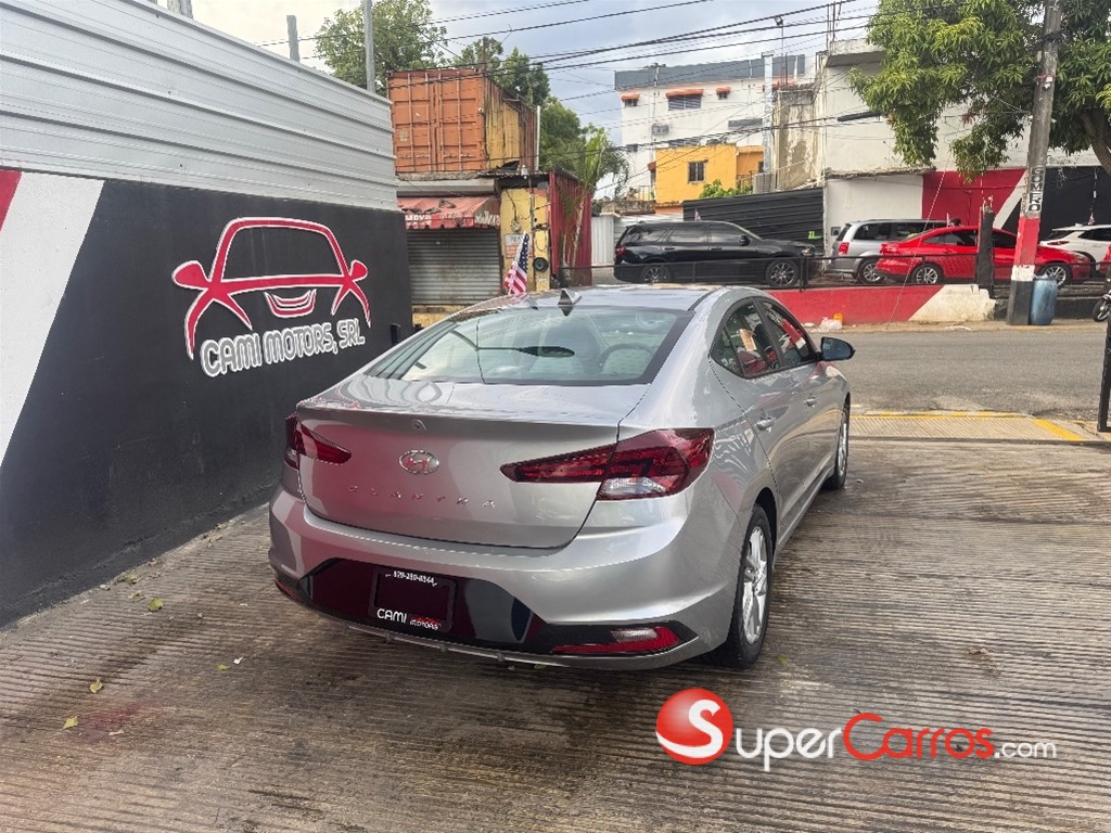 2020 Hyundai Elantra SEL — foto 5 / 12