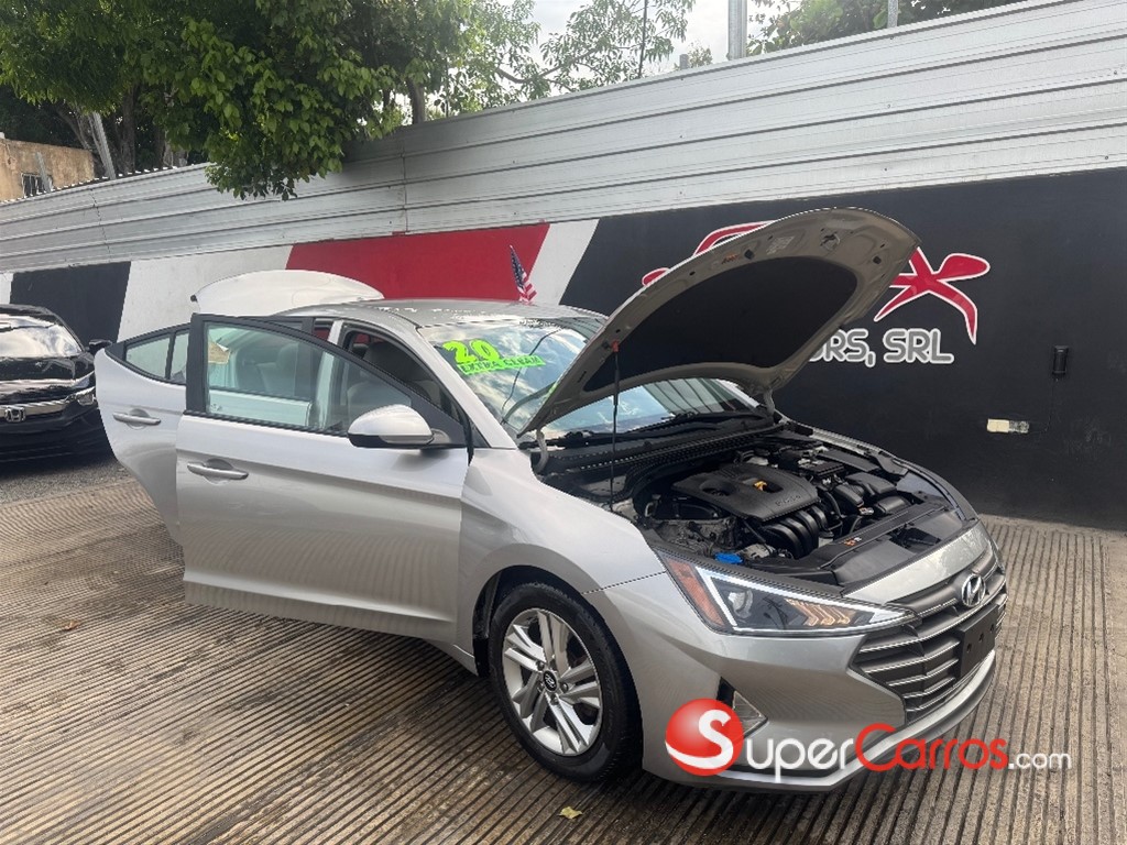 2020 Hyundai Elantra SEL — foto 11 / 12