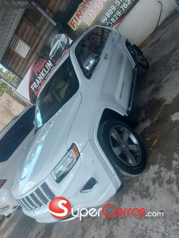 2015 Jeep Cherokee Overland — foto 3 / 12