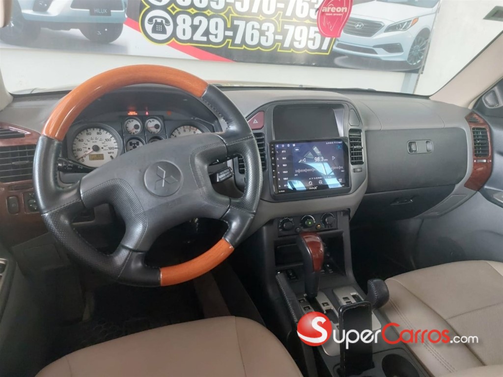 2005 Mitsubishi Motors Montero — foto 3 / 8