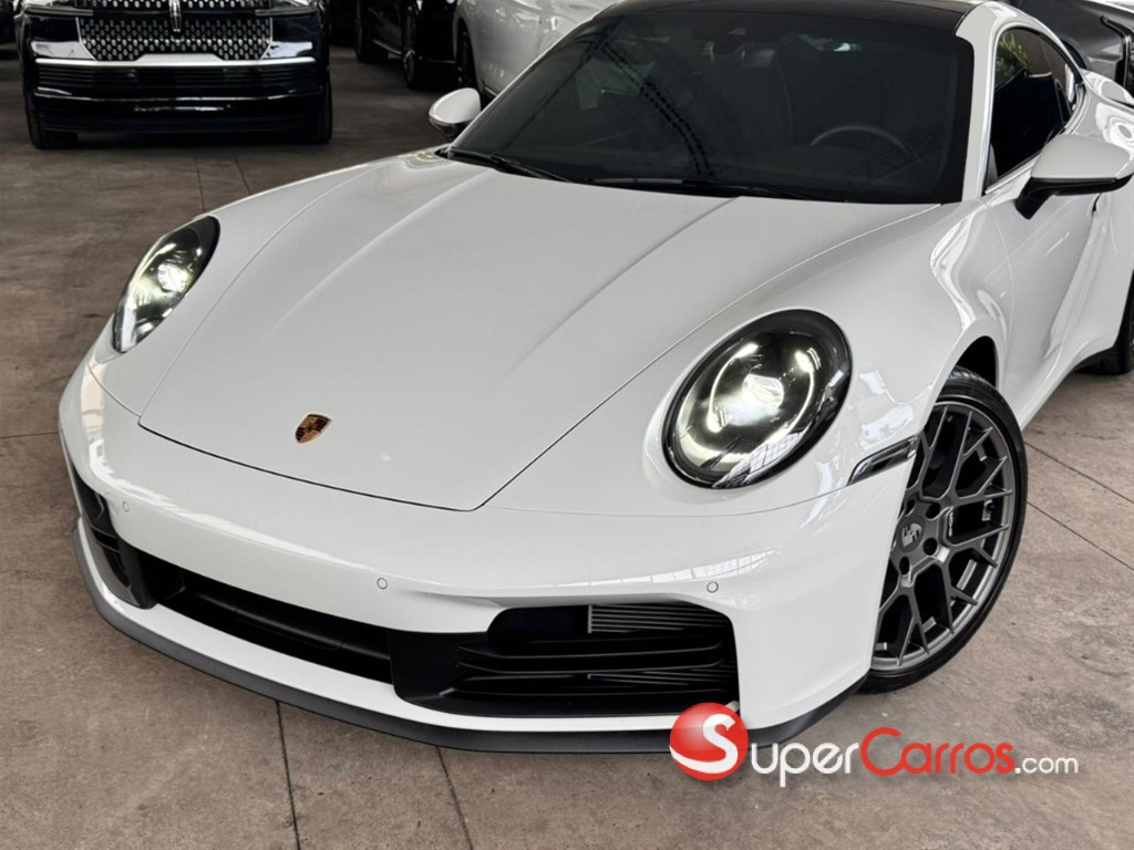2025 Porsche 911 Carrera — foto 9 / 12