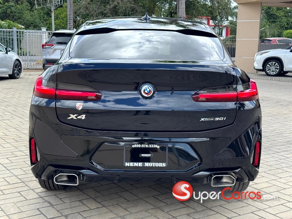 2022 BMW X 4 XDrive 30i M package — foto 10 / 12