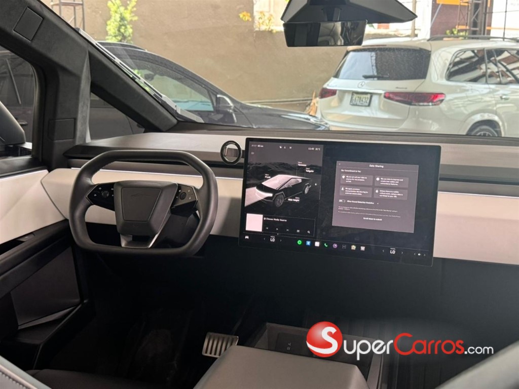 2024 Tesla CyberTruck — foto 3 / 12