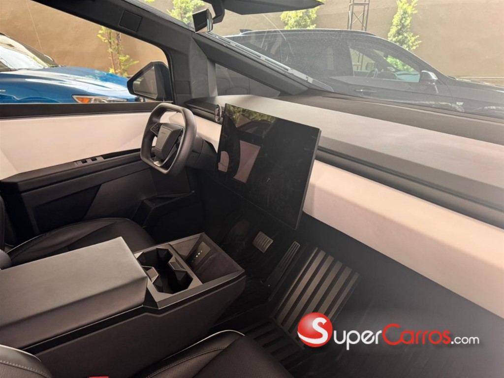 2024 Tesla CyberTruck — foto 4 / 12