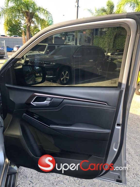 2024 Isuzu DMAX — foto 9 / 10