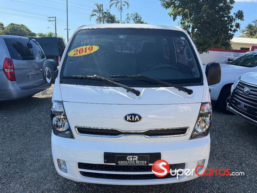 2019 Kia Bongo III — foto 2 / 8